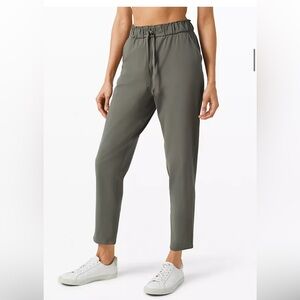 Lululemon keep moving pant 7/8 high-rise, color is grey sage.
